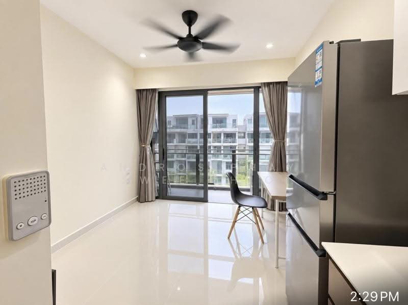 Urban Vista, 2 Tanah Merah Kechil Link, Bedok / Upper East Coast, Room Rental, 200 sqft, Condominium For Rent, by Andros Phay Swee Thio, 500278142 - Living Room - PropertyGuru.com.sg