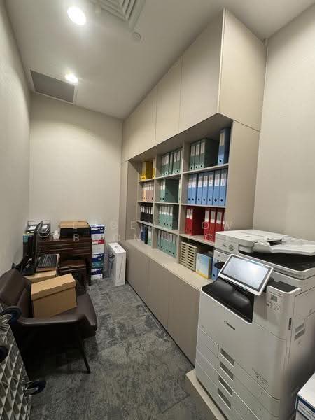 Vision Exchange, Venture Drive, Boon Lay / Jurong / Tuas, 1,690 sqft, Office For Sale, by Eugene Ow Boon Teck, 500278143 - Admin Room - CommercialGuru.com.sg