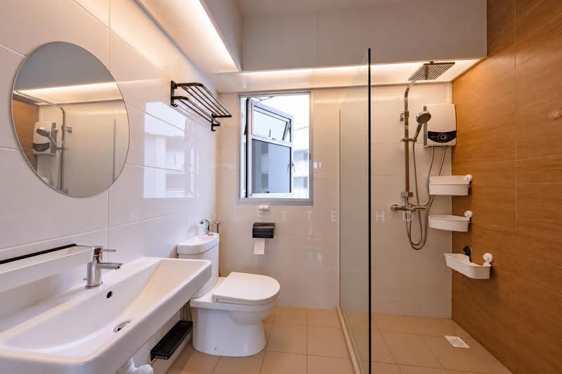 875B Tampines Street 86, 875B Tampines Street 86, Pasir Ris / Tampines, 3 Bedrooms, 1,001 sqft, HDB Flat For Sale, by Nicolette Ho, 500278175 - Bathroom - PropertyGuru.com.sg