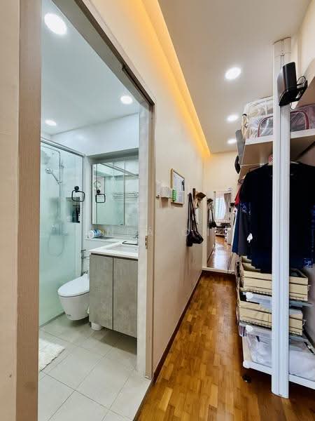 278 Bishan Street 24, 278 Bishan Street 24, Ang Mo Kio / Bishan / Thomson, 3 Bedrooms, 1,163 sqft, HDB Flat For Sale, by Linda Ong, 500278181 - Walk-in Wardrobe - PropertyGuru.com.sg
