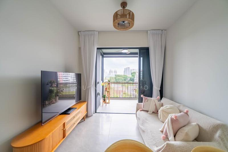KI Residences At Brookvale, 2 Brookvale Drive, Clementi Park / Upper Bukit Timah, 2 Bedrooms, 700 sqft, Condominium For Sale, by Bunz Bao, 500278187 - Living Room - PropertyGuru.com.sg