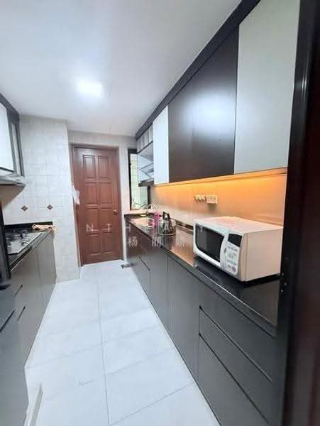 Simsville, 8 Geylang East Avenue 2, Eunos / Geylang / Paya Lebar, 2 Bedrooms, 980 sqft, Condominium For Rent, by Anthea Yeo 杨丽娇, 500278192 - Kitchen - PropertyGuru.com.sg