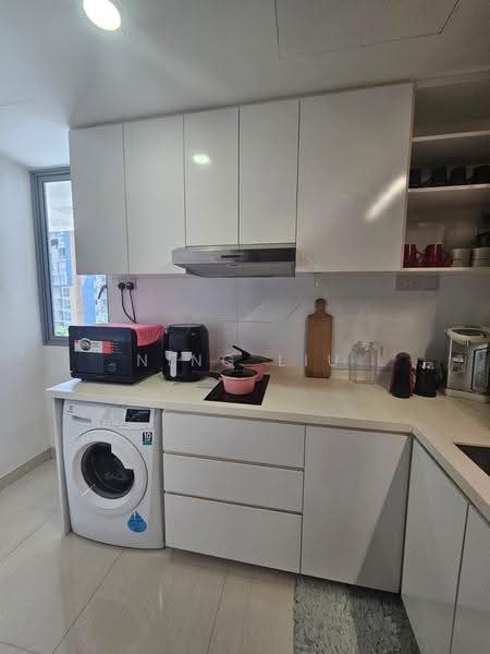 Seastrand, 1 Pasir Ris Link, Pasir Ris / Tampines, 1 Bedroom, 592 sqft, Condominium For Rent, by Ning Liu, 500278193 - Kitchen - PropertyGuru.com.sg
