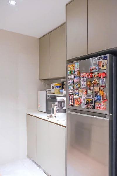 Clavon, Clementi Avenue 1, Buona Vista / West Coast / Clementi New Town, 2 Bedrooms, 764 sqft, Condominium For Sale, by Rene Wu Cairu, 500278195 - Kitchen - PropertyGuru.com.sg