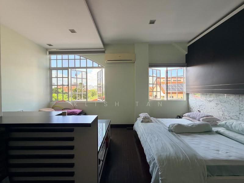 Opera Estate, Opera Estate: Carmen Street | Tosca Street, East Coast / Marine Parade, 6 Bedrooms, 4,200 sqft, Semi-Detached House For Sale, by Klish Tan, 500278199 - PropertyGuru.com.sg