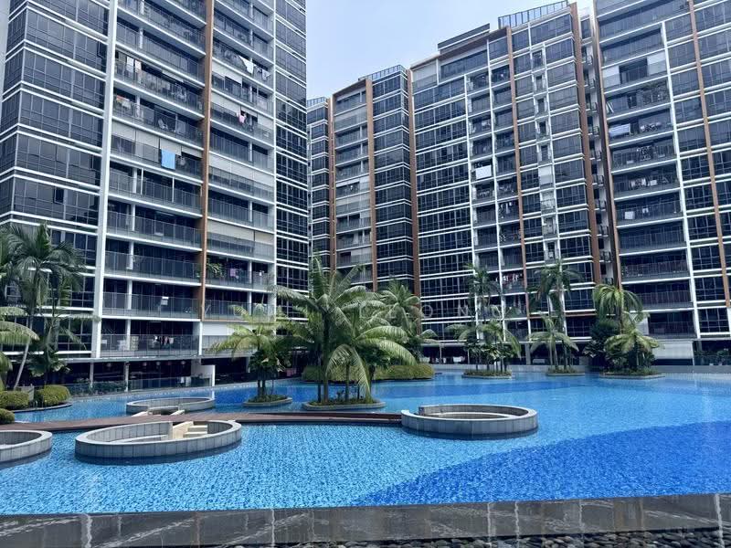 Coco Palms, 11 Pasir Ris Grove, Pasir Ris / Tampines, 1 Bedroom, 463 sqft, Condominium For Sale, by Yumi Leong, 500278202 - Exterior - PropertyGuru.com.sg