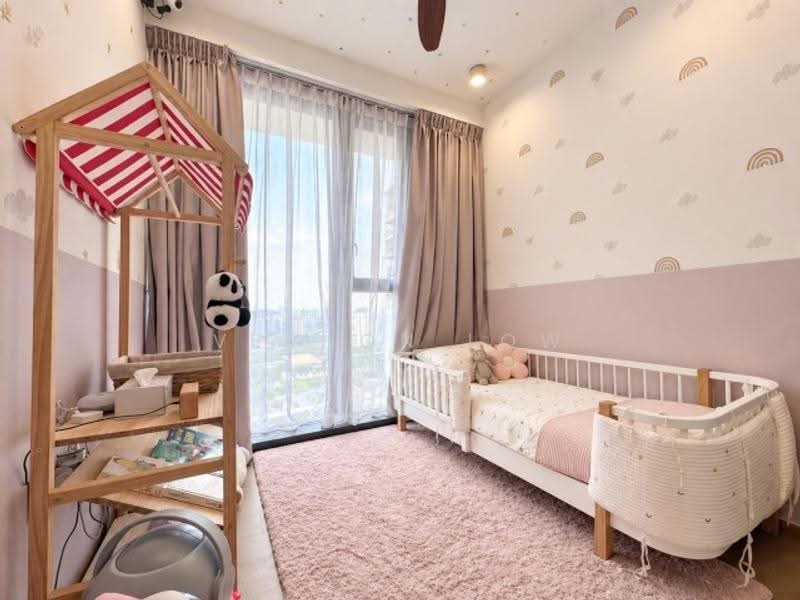 Penrose, 26 Sims Drive, Eunos / Geylang / Paya Lebar, 3 Bedrooms, 1,184 sqft, Condominium For Sale, by Vernon Low, 500278204 - PropertyGuru.com.sg