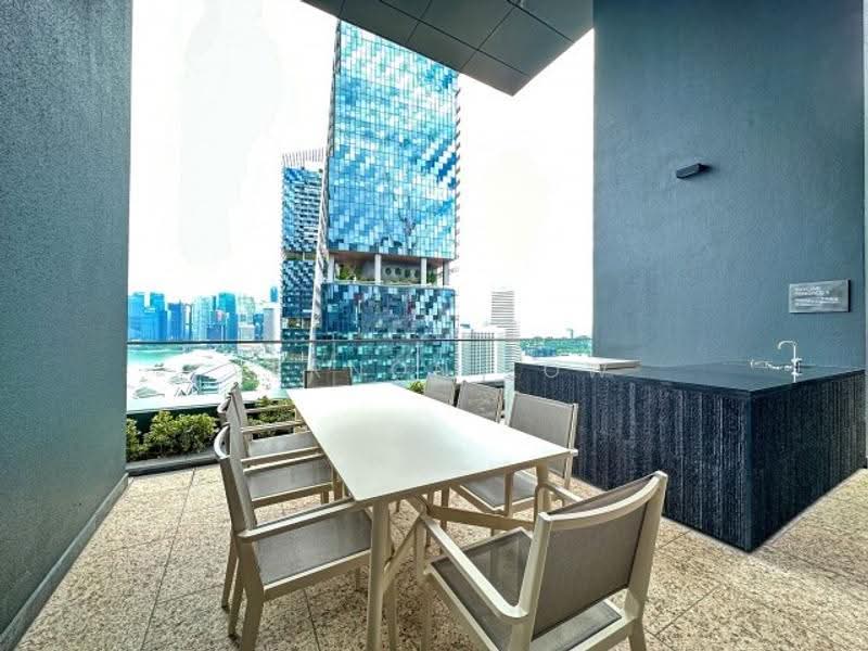 Midtown Bay, 122 Beach Road, Beach Road / Bugis / Rochor, 1 Bedroom, 409 sqft, Condominium For Sale, by Vernon Low, 500278211 - PropertyGuru.com.sg
