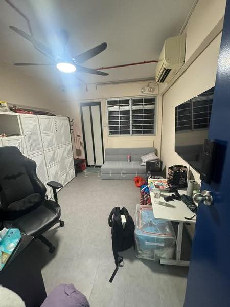 160 yishun, Yishun st 11, Sembawang / Yishun, 1,000 sqft, Shop / Shophouse For Rent, by Wu QiuTing Felicia, 500278227 - Living Room - CommercialGuru.com.sg