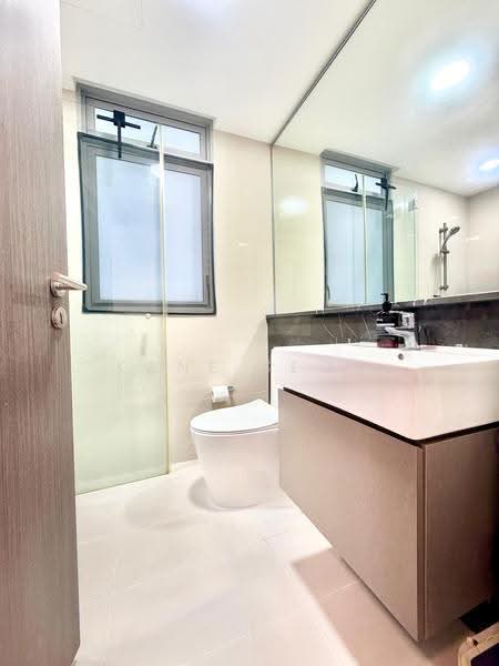 Q Bay Residences, 1 Tampines Street 86, Pasir Ris / Tampines, 2 Bedrooms, 797 sqft, Condominium For Sale, by Kane Seow, 500278233 - Bathroom - PropertyGuru.com.sg