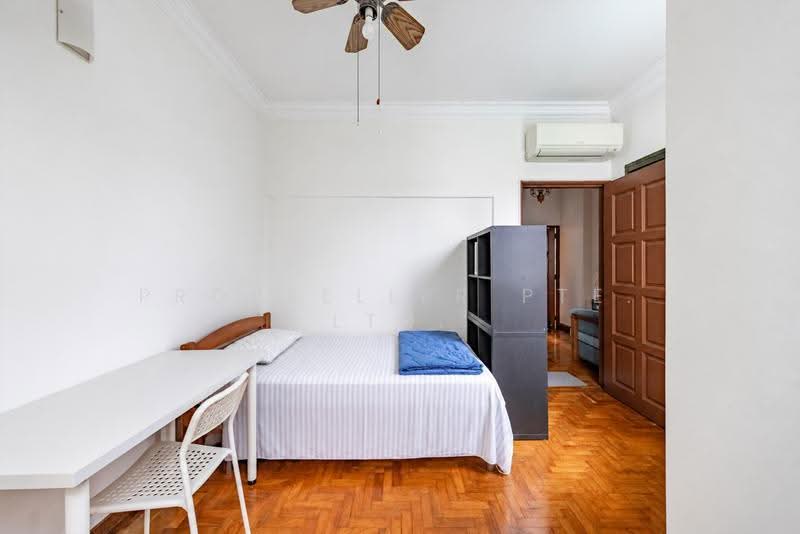 Jalan Kurnia, Jalan Kurnia, Hougang / Punggol / Sengkang, 3 Bedrooms, 2,128 sqft, Terraced House For Sale, by Reine Chan, 500278263 - Bedroom - PropertyGuru.com.sg