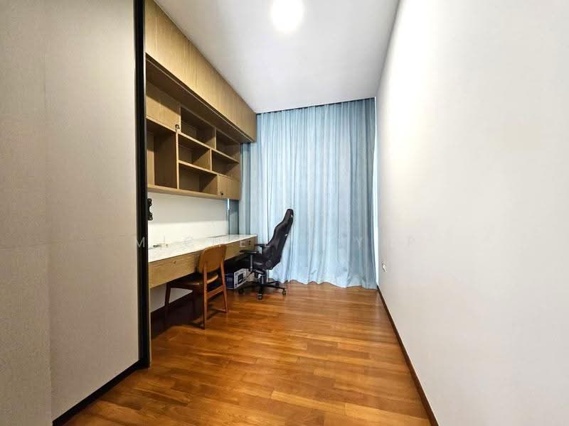 Belgravia Green, Belgravia Drive, Seletar / Yio Chu Kang, 5 Bedrooms, 3,132 sqft, Terraced House For Sale, by Michelle Yap, 500278265 - Study - PropertyGuru.com.sg