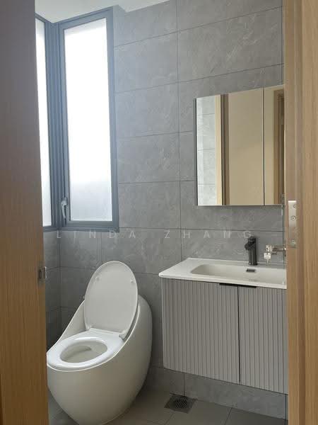 Waterfall Gardens, 8 Farrer Road, Tanglin / Holland / Bukit Timah, 3 Bedrooms, 1,830 sqft, Condominium For Sale, by Linda Zhang, 500278268 - Bathroom - PropertyGuru.com.sg