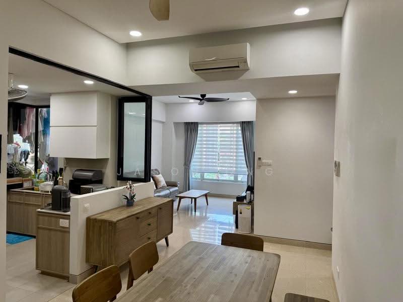 Cavendish Park, 20 Pine Grove, Clementi Park / Upper Bukit Timah, 3 Bedrooms, 1,292 sqft, Condominium For Sale, by Jason Ong, 500278272 - Living Room - PropertyGuru.com.sg