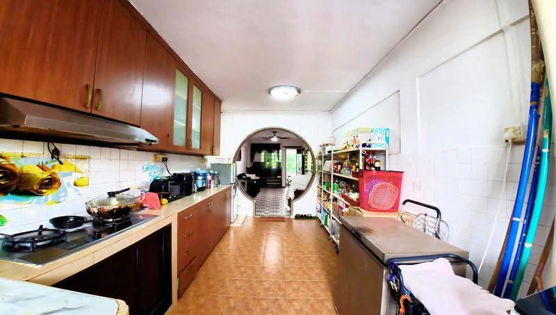 354 Clementi Avenue 2, 354 Clementi Avenue 2, Buona Vista / West Coast / Clementi New Town, 2 Bedrooms, 721 sqft, HDB Flat For Sale, by Sofian Roslan, 500278280 - Kitchen - PropertyGuru.com.sg
