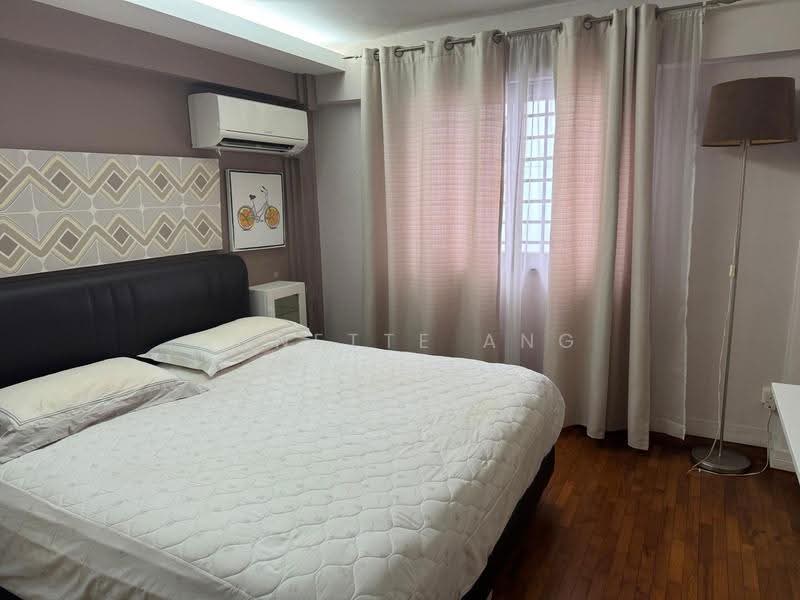4 Sago Lane, 4 Sago Lane, Boat Quay / Raffles Place / Marina, 2 Bedrooms, 721 sqft, HDB Flat For Rent, by Annette Ang, 500278281 - Bedroom - PropertyGuru.com.sg