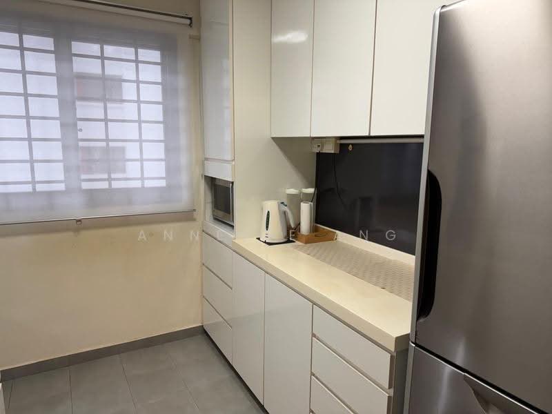 4 Sago Lane, 4 Sago Lane, Boat Quay / Raffles Place / Marina, 2 Bedrooms, 721 sqft, HDB Flat For Rent, by Annette Ang, 500278281 - Kitchen - PropertyGuru.com.sg