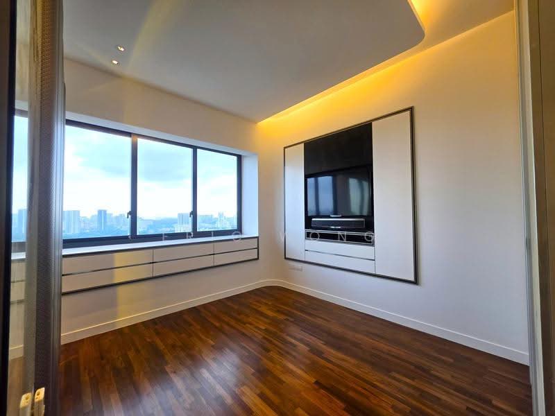 d'Leedon (Former Farrer Court), 7 Leedon Heights, Tanglin / Holland / Bukit Timah, 3 Bedrooms, 1,216 sqft, Condominium For Rent, by Eric Wong, 500278288 - Master Bedroom - PropertyGuru.com.sg