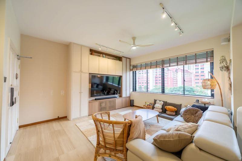 Country Esquire, 20 Lorong Puntong, Ang Mo Kio / Bishan / Thomson, 3 Bedrooms, 1,270 sqft, Condominium For Sale, by Jerralyn Satrio, 500278301 - Living Room - PropertyGuru.com.sg