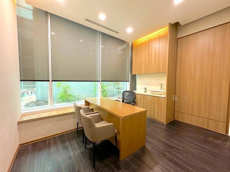 Novena Specialist Center, 8 Sinaran Drive, Newton / Novena, 1,442 sqft, Medical For Rent, by Xavier Aw (欧伟廷), 500278308 - Consultation Room - CommercialGuru.com.sg