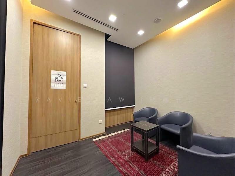 Novena Specialist Center, 8 Sinaran Drive, Newton / Novena, 1,442 sqft, Medical For Rent, by Xavier Aw (欧伟廷), 500278308 - Consultation Room 2 - CommercialGuru.com.sg