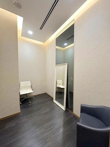 Novena Specialist Center, 8 Sinaran Drive, Newton / Novena, 1,442 sqft, Medical For Rent, by Xavier Aw (欧伟廷), 500278308 - Resting Room 1 - CommercialGuru.com.sg
