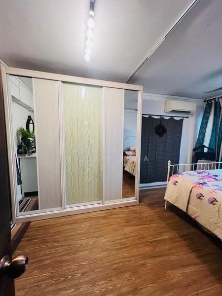 357 Clementi Avenue 2, 357 Clementi Avenue 2, Buona Vista / West Coast / Clementi New Town, 3 Bedrooms, 1,259 sqft, HDB Flat For Sale, by Supriya Riya, 500278313 - Bedroom - PropertyGuru.com.sg