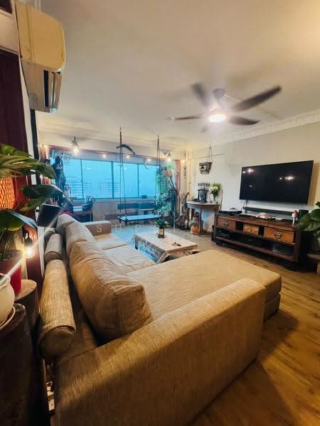 357 Clementi Avenue 2, 357 Clementi Avenue 2, Buona Vista / West Coast / Clementi New Town, 3 Bedrooms, 1,259 sqft, HDB Flat For Sale, by Supriya Riya, 500278313 - Living Room - PropertyGuru.com.sg