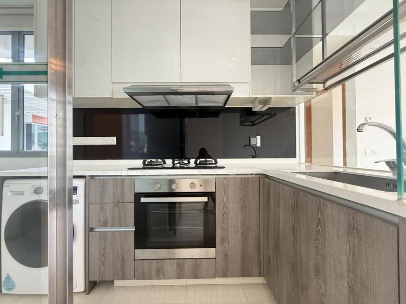 Woodhaven, 71 Woodgrove Avenue, Admiralty / Woodlands, 3 Bedrooms, 1,119 sqft, Condominium For Sale, by Zhong Xiaomei, 500278320 - Kitchen - PropertyGuru.com.sg