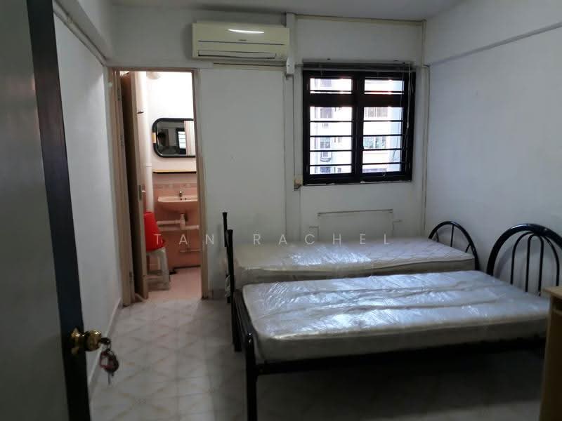304 Clementi Avenue 4, 304 Clementi Avenue 4, Buona Vista / West Coast / Clementi New Town, 2 Bedrooms, 721 sqft, HDB Flat For Rent, by Tan Rachel, 500278335 - Bedroom - PropertyGuru.com.sg