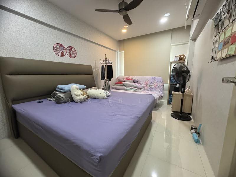 404 Jurong West Street 42, 404 Jurong West Street 42, Boon Lay / Jurong / Tuas, 3 Bedrooms, 1,442 sqft, HDB Flat For Sale, by Dexter Lim, 500278339 - Bedroom - PropertyGuru.com.sg