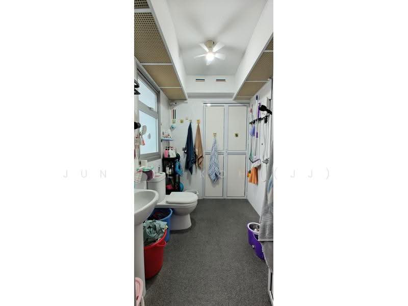 573B Woodlands Glen, 573B Woodlands Drive 16, Admiralty / Woodlands, 1 Bedroom, 505 sqft, HDB Flat For Sale, by Jun Jie Koh (JJ), 500278353 - Bathroom - PropertyGuru.com.sg