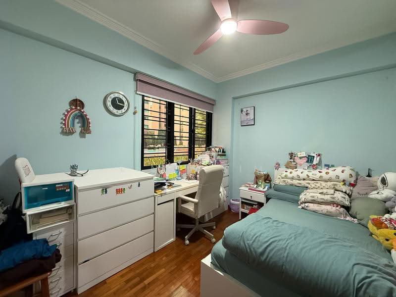 Pinevale, 2 Tampines Street 73, Pasir Ris / Tampines, 3 Bedrooms, 1,582 sqft, Condominium For Sale, by Linda Sim, 500278357 - Bedroom - PropertyGuru.com.sg