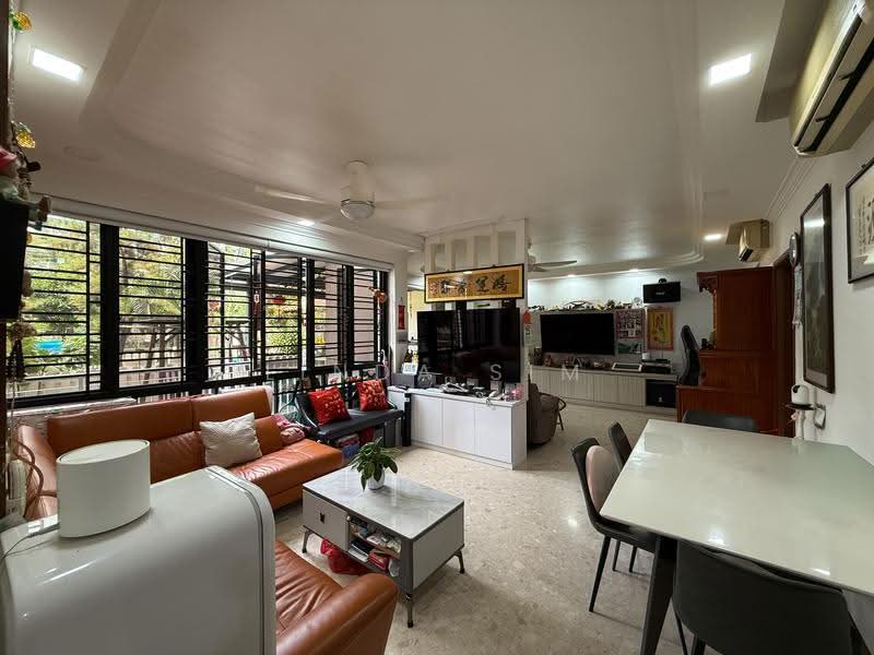 Pinevale, 2 Tampines Street 73, Pasir Ris / Tampines, 3 Bedrooms, 1,582 sqft, Condominium For Sale, by Linda Sim, 500278357 - Living Room - PropertyGuru.com.sg
