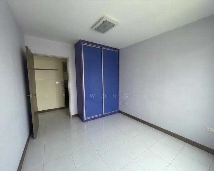18D Holland Drive, 18D Holland Drive, Tanglin / Holland / Bukit Timah, 3 Bedrooms, 1,259 sqft, HDB Flat For Sale, by Faith Wong 王蕙蕙, 500278358 - Bedroom - PropertyGuru.com.sg