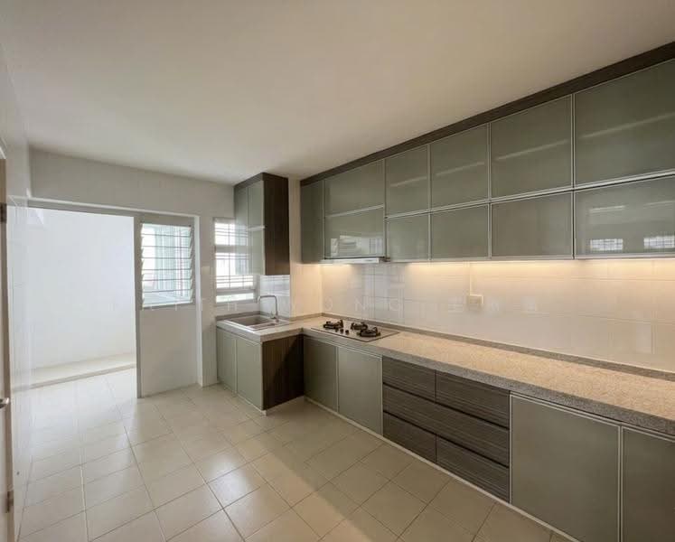 18D Holland Drive, 18D Holland Drive, Tanglin / Holland / Bukit Timah, 3 Bedrooms, 1,259 sqft, HDB Flat For Sale, by Faith Wong 王蕙蕙, 500278358 - Kitchen - PropertyGuru.com.sg