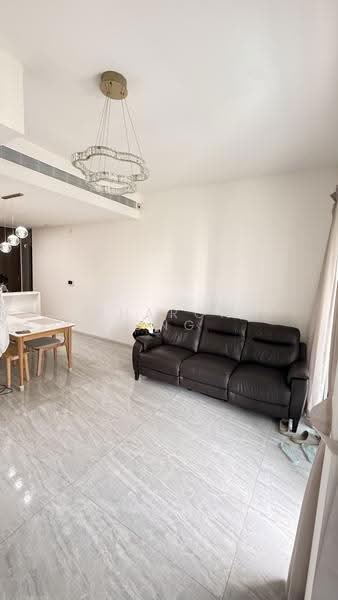 Leedon Green, 38 Leedon Heights, Tanglin / Holland / Bukit Timah, 2 Bedrooms, 818 sqft, Condominium For Sale, by Sharon Ong, 500278365 - Living Room - PropertyGuru.com.sg