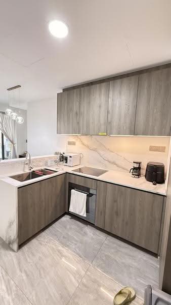 Leedon Green, 38 Leedon Heights, Tanglin / Holland / Bukit Timah, 2 Bedrooms, 818 sqft, Condominium For Sale, by Sharon Ong, 500278365 - PropertyGuru.com.sg