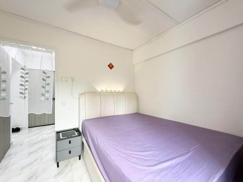 159 Tampines Street 12, 159 Tampines Street 12, Pasir Ris / Tampines, 3 Bedrooms, 979 sqft, HDB Flat For Sale, by Lin Jing Sophia, 500278370 - Bedroom - PropertyGuru.com.sg