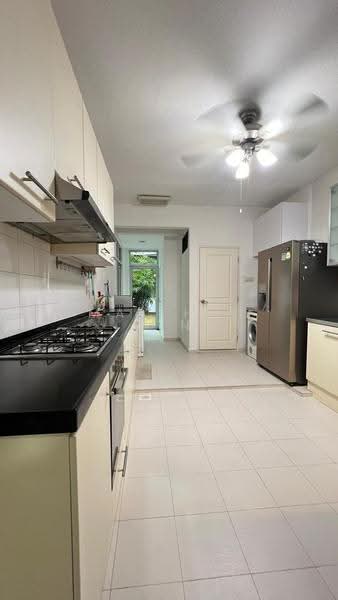 2 Storey Move In Condition Semi D with Wide Frontage in Siglap, Jalan Tua Kong, East Coast / Marine Parade, 5 Bedrooms, 2,928 sqft, Semi-Detached House For Sale, by Mak Hui Lyn, 500278374 - Kitchen - PropertyGuru.com.sg