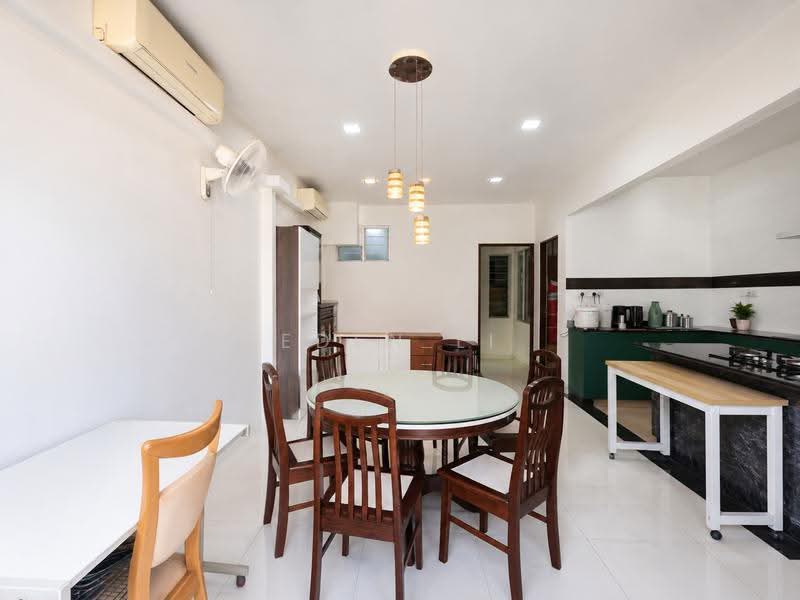 Kovan Road, Kovan Road, Hougang / Punggol / Sengkang, 5 Bedrooms, 2,800 sqft, Terraced House For Sale, by Eden Li, 500278391 - Dining Room - PropertyGuru.com.sg