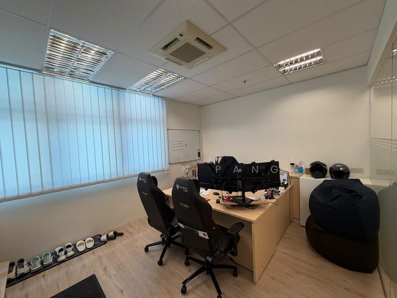 Woodlands 11, 11 Woodlands Close, Admiralty / Woodlands, 1,938 sqft, Light Industrial (B1) For Rent, by Bowen Pang, 500278417 - Study - CommercialGuru.com.sg