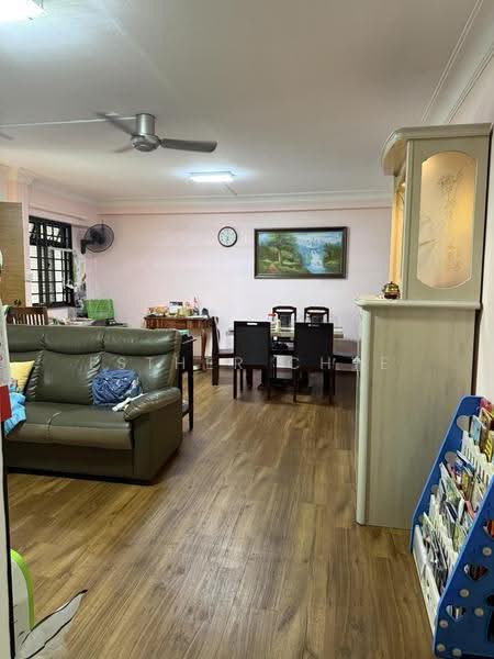 727 Woodlands Circle, 727 Woodlands Circle, Admiralty / Woodlands, 3 Bedrooms, 1,098 sqft, HDB Flat For Sale, by Esther Chye, 500278421 - Living Room - PropertyGuru.com.sg
