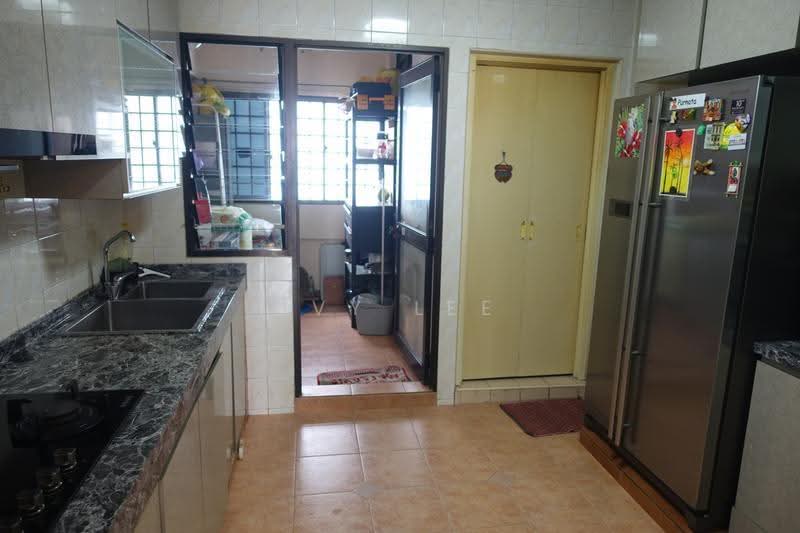 641 Jurong West Street 61, 641 Jurong West Street 61, Boon Lay / Jurong / Tuas, 3 Bedrooms, 1,076 sqft, HDB Flat For Sale, by Ivy Lee, 500278422 - Kitchen - PropertyGuru.com.sg