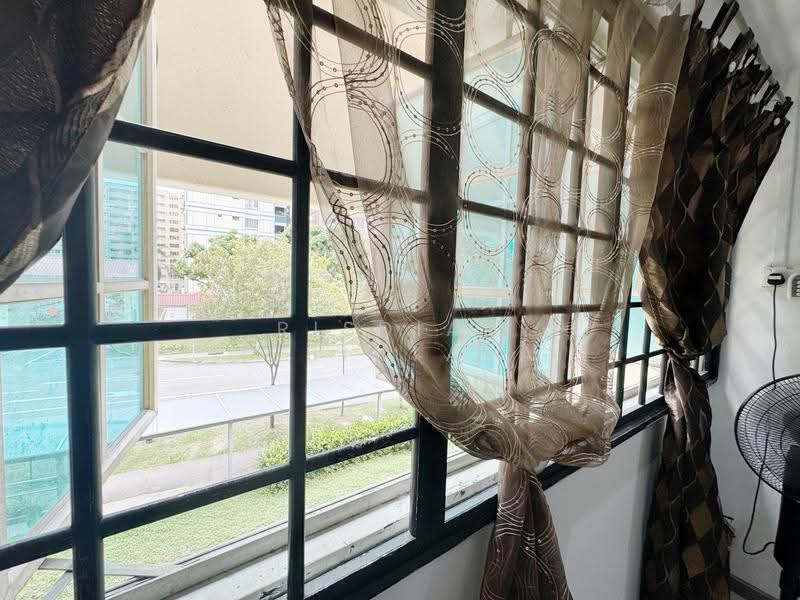 220 Tampines Street 24, 220 Tampines Street 24, Pasir Ris / Tampines, 3 Bedrooms, 1,001 sqft, HDB Flat For Sale, by Risdian Isbintara, 500278452 - View - PropertyGuru.com.sg