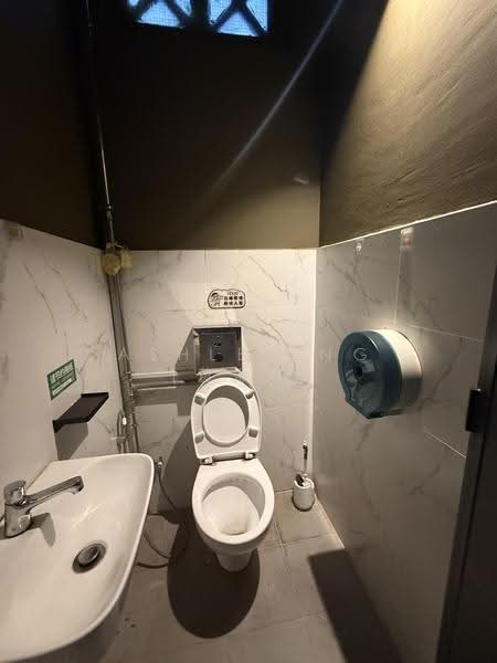 355 Jalan Besar, 355 Jalan Besar, Farrer Park / Serangoon Rd, 1,200 sqft, Shop / Shophouse For Rent, by Ashley Ng (黄添华), 500278460 - CommercialGuru.com.sg