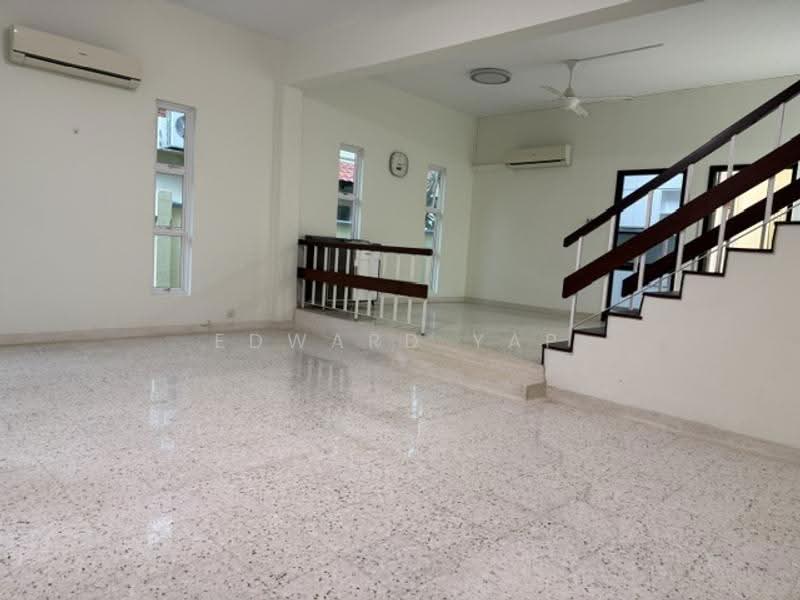 DUCHESS AVE, DUCHESS AVENUE, Tanglin / Holland / Bukit Timah, 4 Bedrooms, 2,500 sqft, Semi-Detached House For Rent, by Edward Yap, 500278470 - Living Room - PropertyGuru.com.sg