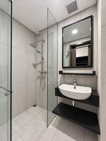 The Rise @ Oxley - Residences, 71 Oxley Rise, Orchard / River Valley, 3 Bedrooms, 1,163 sqft, Apartment For Sale, by Veralynn Tan, 500278489 - Bathroom - PropertyGuru.com.sg