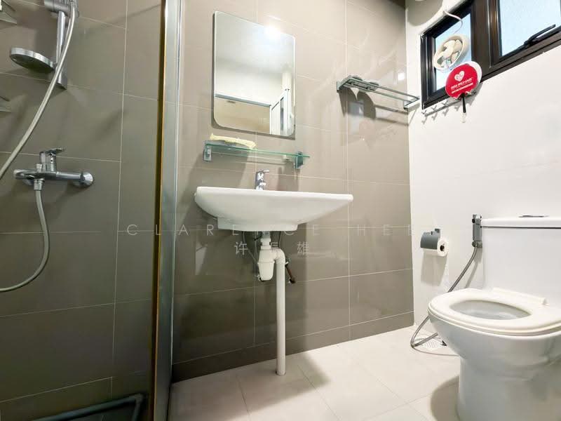 309A Anchorvale Road, 309A Anchorvale Road, Hougang / Punggol / Sengkang, 3 Bedrooms, 968 sqft, HDB Flat For Sale, by Clarence Hee 许振雄, 500278494 - Bathroom - PropertyGuru.com.sg