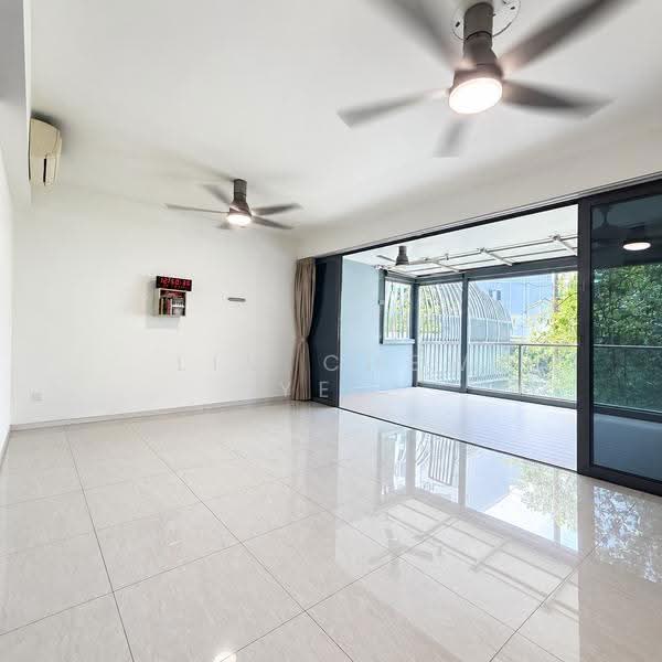Parc Centros, 84 Punggol Central, Hougang / Punggol / Sengkang, 3 Bedrooms, 1,496 sqft, Condominium For Sale, by Lim Chew Yee, 500278497 - Living room - PropertyGuru.com.sg